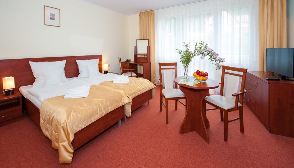 Klinika Mlodosci Medical Spa Świeradów-Zdrój Quarto foto